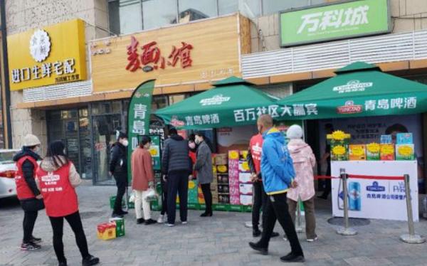 青岛啤酒街边店,青岛卖啤酒地方