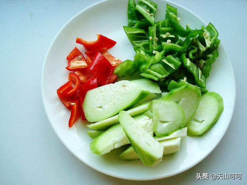 孕妇补铁除了吃猪肝还要吃什么,孕妇既能补血又容易消化的食物