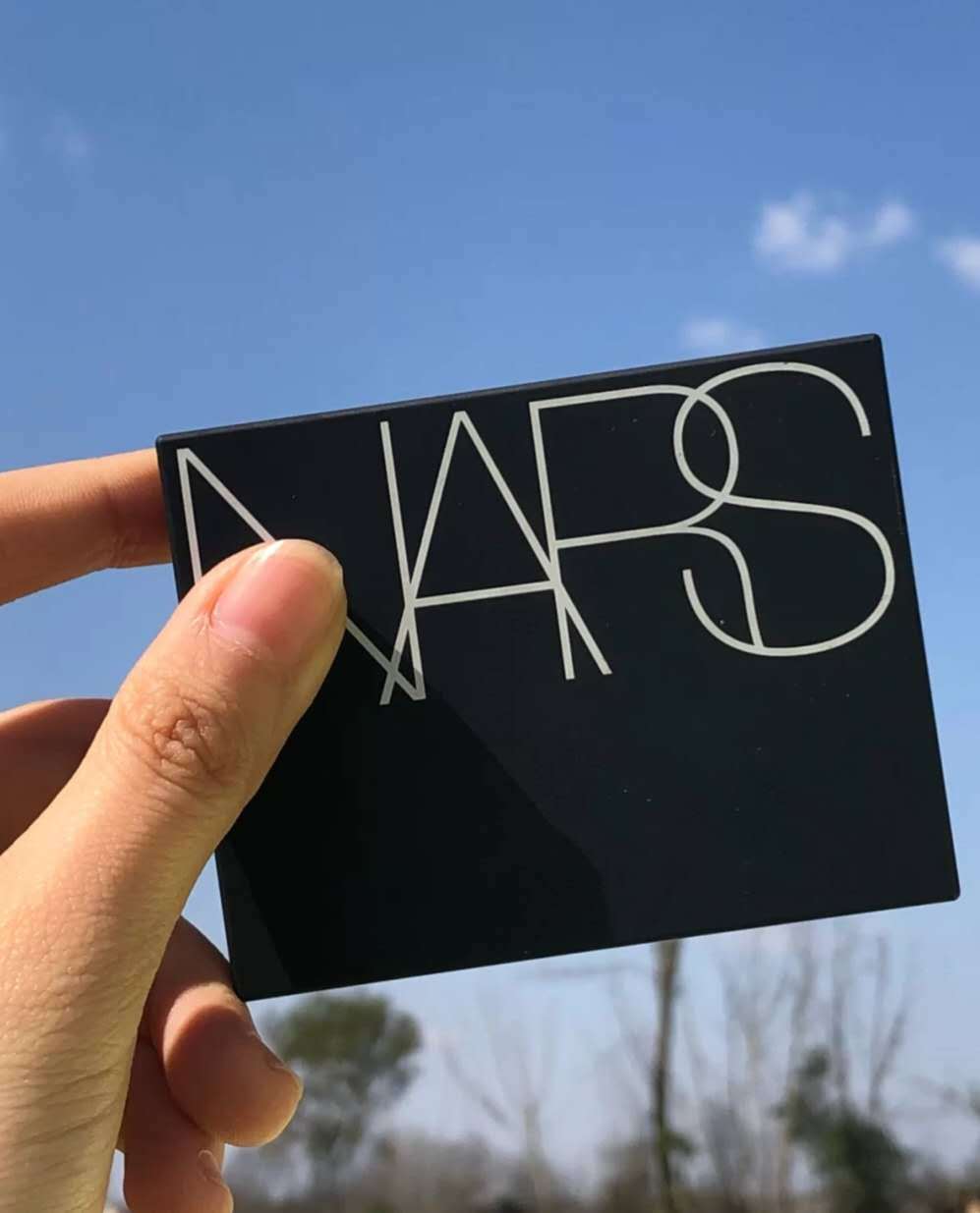 nars蜜粉修复,nars蜜粉饼油皮测评