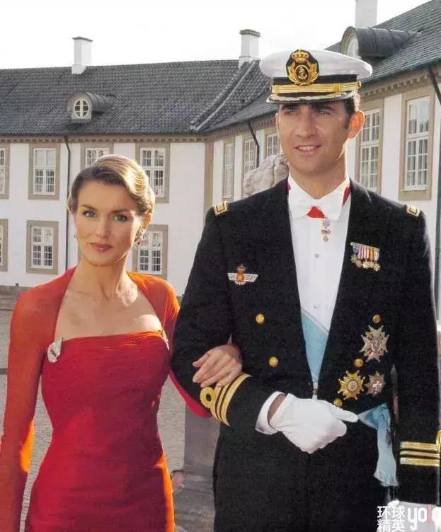 西班牙最穷王室人设崩塌一地鸡毛,最穷王室