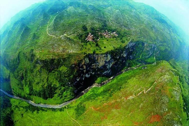 夜郎古国是哪里的景点,真正的夜郎古国在哪里