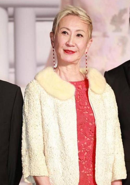 徐克施南生原配视频,徐克和前妻施南生的合照