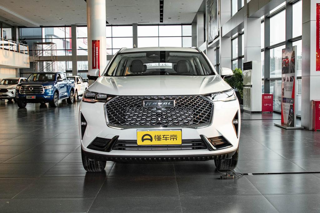 哈弗h6运动版贯穿式尾灯效果,哈佛h6运动版尾灯总成