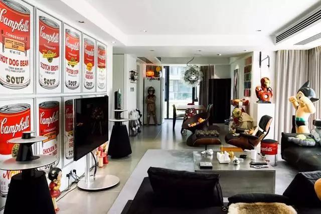 潮眼te丨杭州80后，200㎡家里收藏上千件玩具，最贵一件价值百万