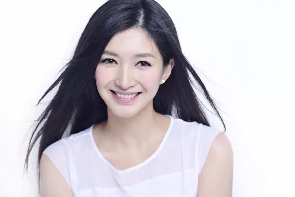 90后美妆护肤,20年后美妆界又多一位美妆大咖