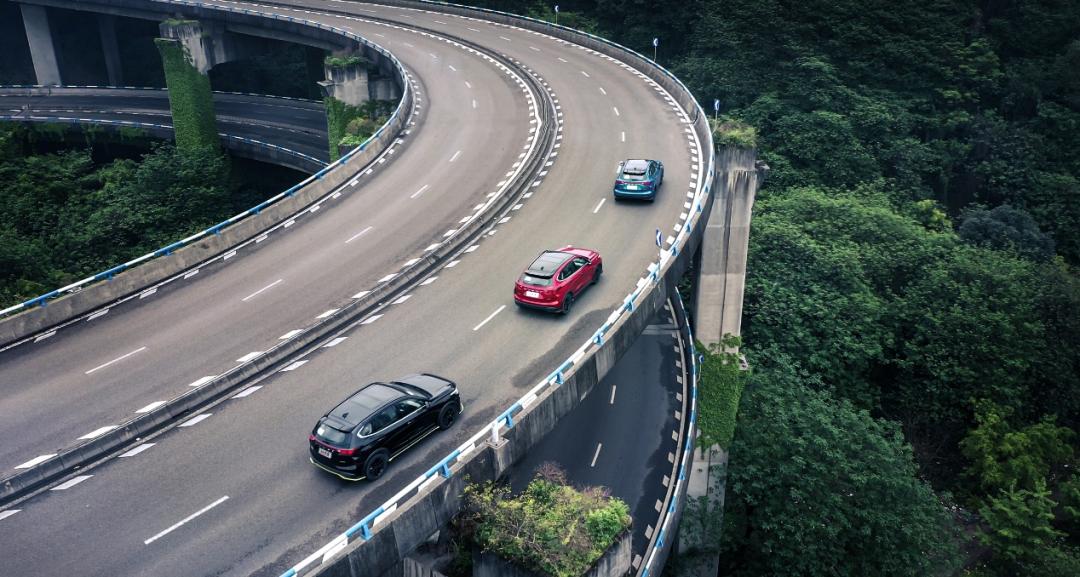 哈弗全新suv赤兔试驾视频,哈弗赤兔燃油版西藏试驾