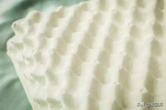 泰国正宗乳胶枕直播间,泰国乳胶枕软不软