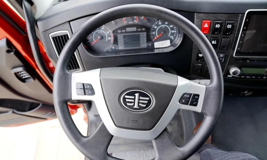 中卡6x2货车7米8,解放j6l领航版载货车