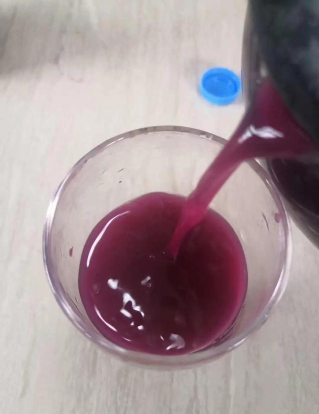 自制葡萄酒葡萄和冰糖比例是多少,自制葡萄酒的正确方法与详细步骤