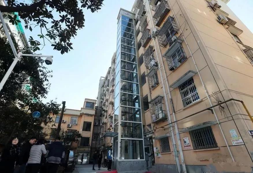 加装电梯老楼,加装电梯老房子视频