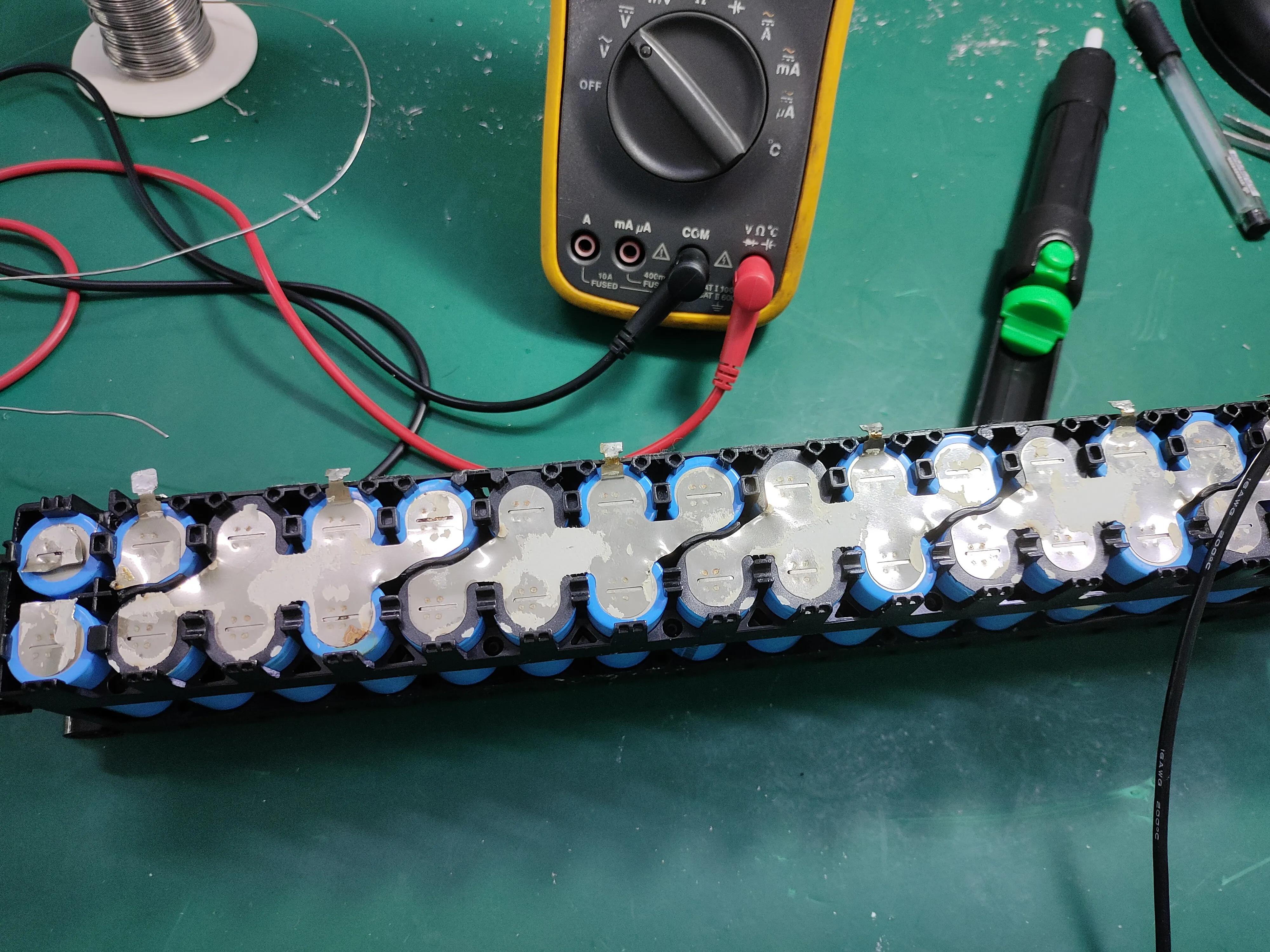 小米滑板车电池多少钱,小米滑板车pro电池拆解