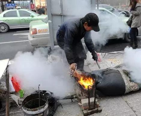 老外眼中的中国爆米花机,让老外震惊的中国爆米花机