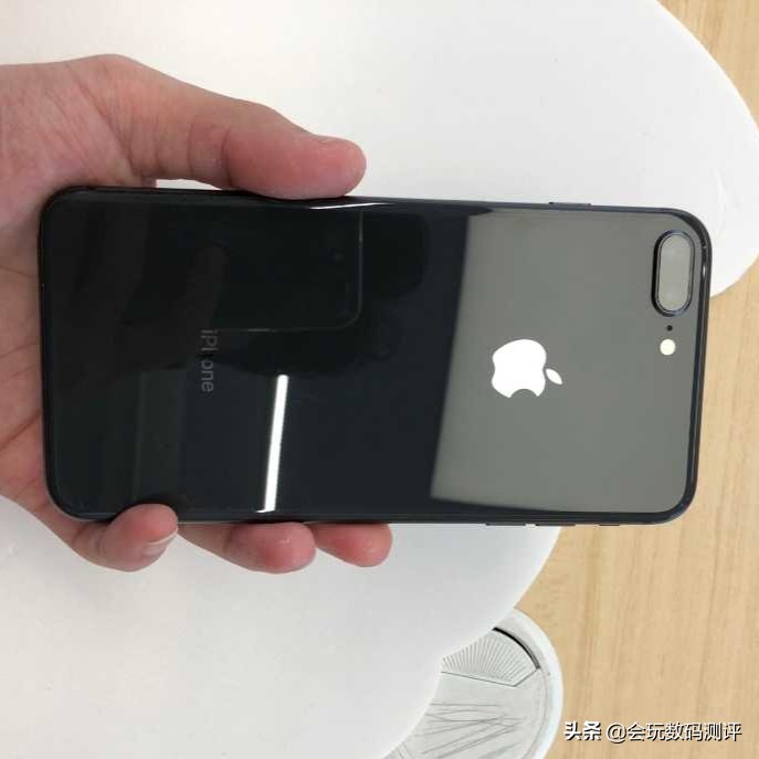 iphone8plus评测二手,苹果8plus性价比最高的手机