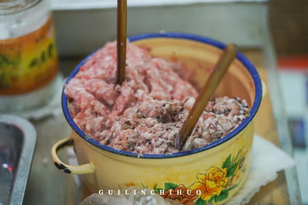 三里美食一条街,隐藏在巷子里的神秘小吃