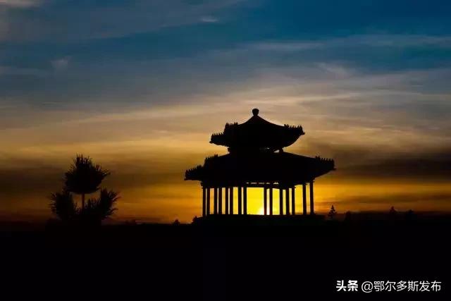 康巴什的十二个时辰,最美的竟是子时,你同意吗?