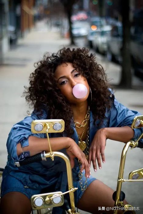 美国为什么喜欢抢潮牌,美国暴徒抢劫