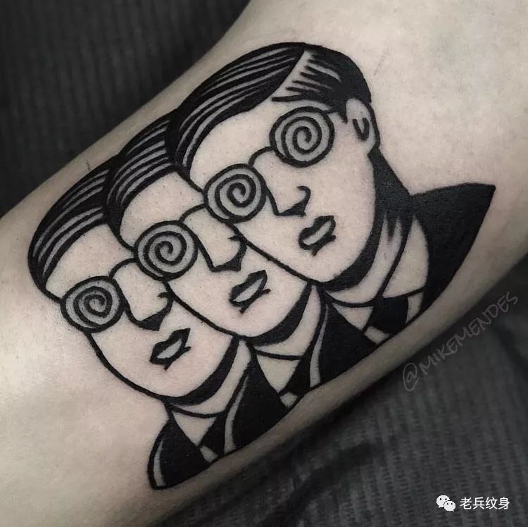 纹身为什么掉痂以后变成蓝色了,怎么样才能把纹身打褪色