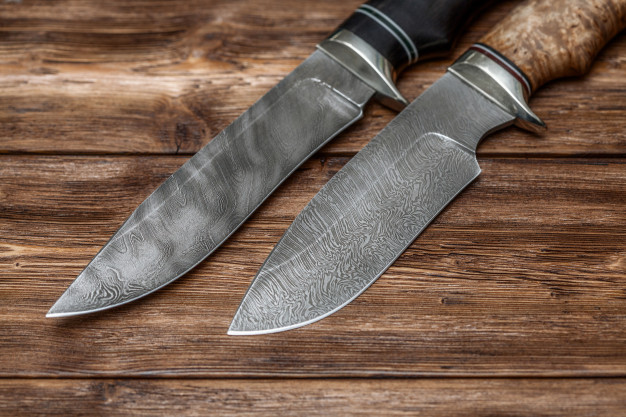 削铁如泥吹毛求疵解释,削铁如泥和吹发可断区别