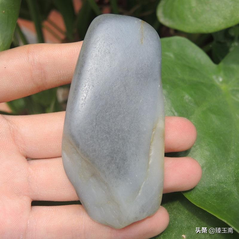 青花玉石籽料与山料的区别,青花籽料与青花山料怎么区分