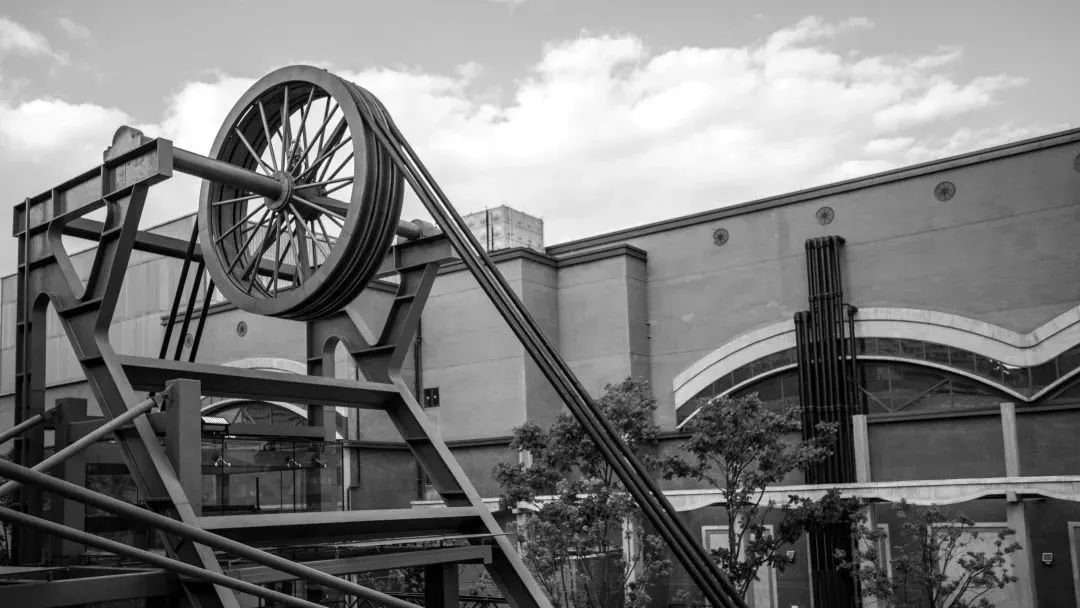 解锁ONETHIRD1/3,承袭「全球百大中国第二」夜店品牌制作?