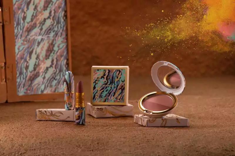 在李宁你不光能买到百纳配色弧ACE，甚至还能买到MAC彩妆