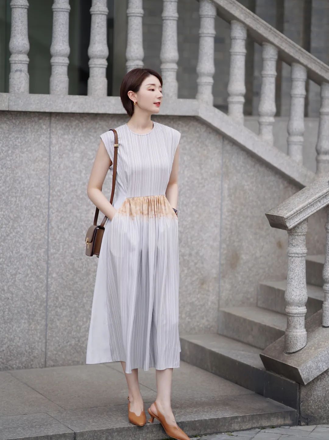 微胖女生的100个技巧,微胖女生显瘦攻略