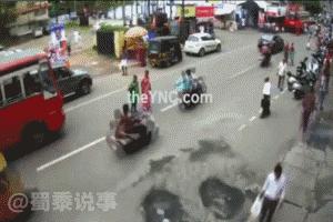 马路危险不危险,马路很危险视频