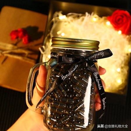 圣诞节送给女朋友很实用的东西,圣诞节礼物送女友实用