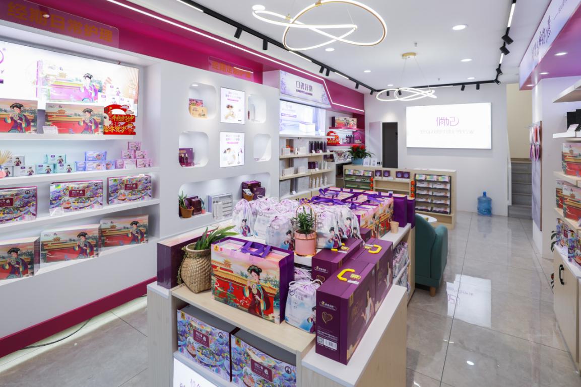7年开设4000家卫生巾专卖店，揭秘俏妃下沉全攻略