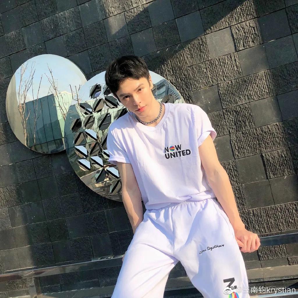 青三成员公布恋情,青三官宣出道