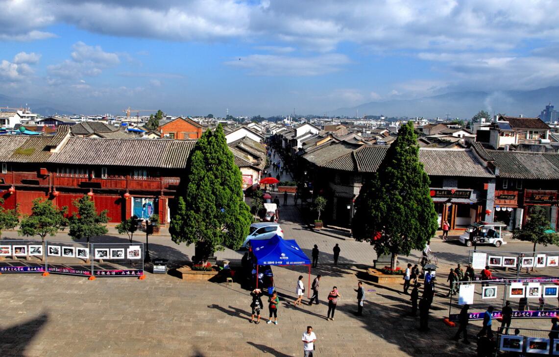 云南必去十大古镇景点推荐一下,云南必去的十大古镇景点推荐一下