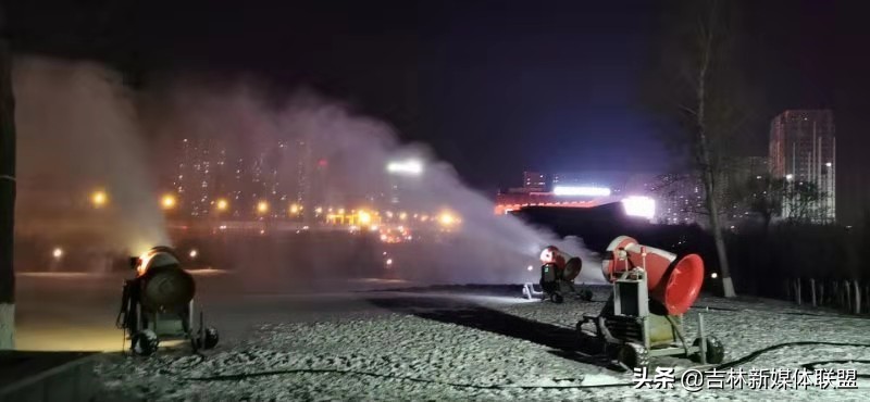 雕塑园夜晚,雕塑公园冰雪梦工厂