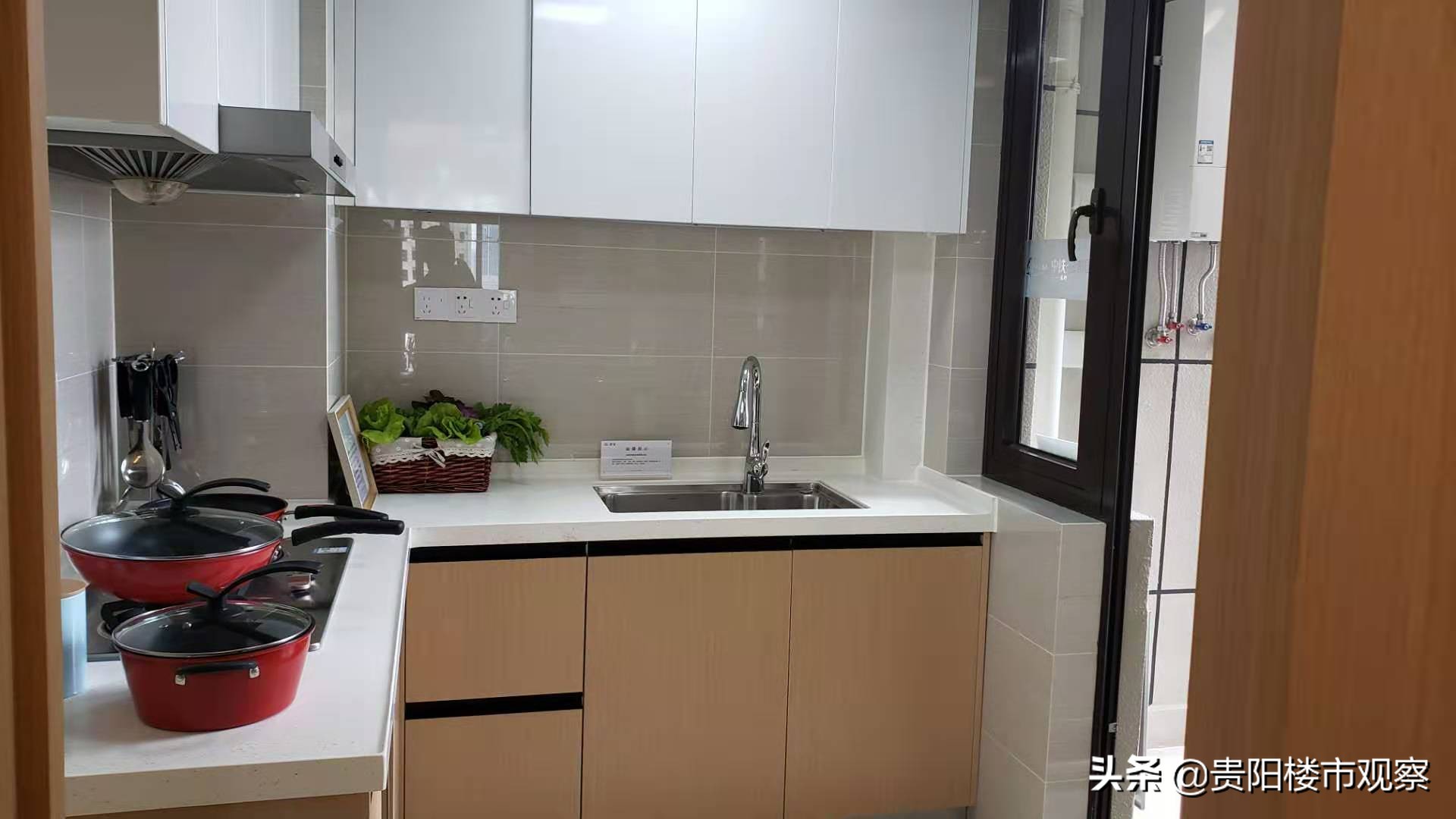 观山湖黄金路,贵阳观山湖区黄金路