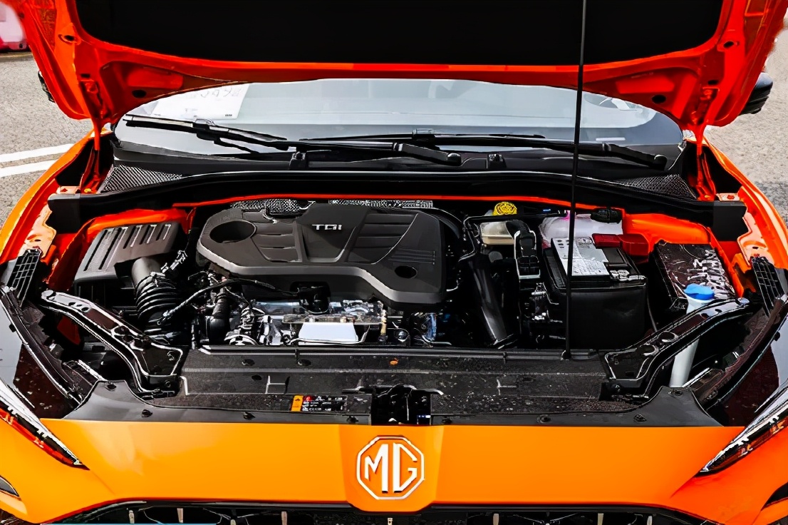 激进前卫全新mg6pro预告图发布,运动轿跑第三代mg6pro上市