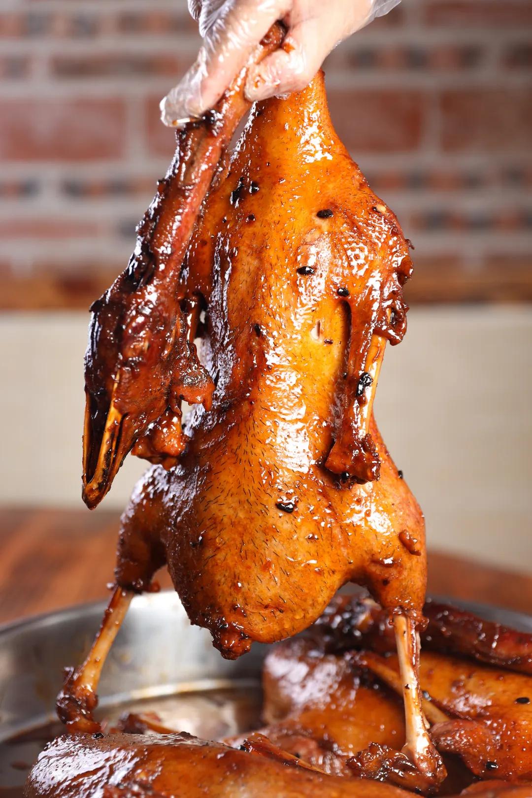 无限量任点！4.8元/只鲍鱼，金雕38元/条！平洲有家超抵食农庄