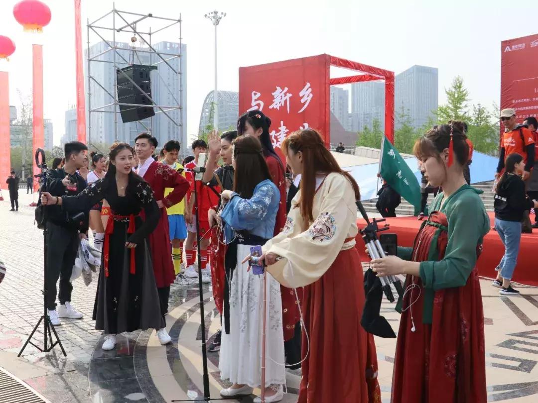 你见过凌晨四点的太阳吗,你见过凌晨四点的酒吧吗