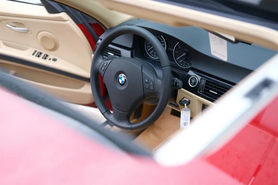 18款宝马318i二手价格 (宝马318i 倒车镜怎么设置自动翻转)