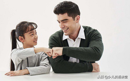 给同学带来知识的英语,四年级英语怎么样才能学好英语