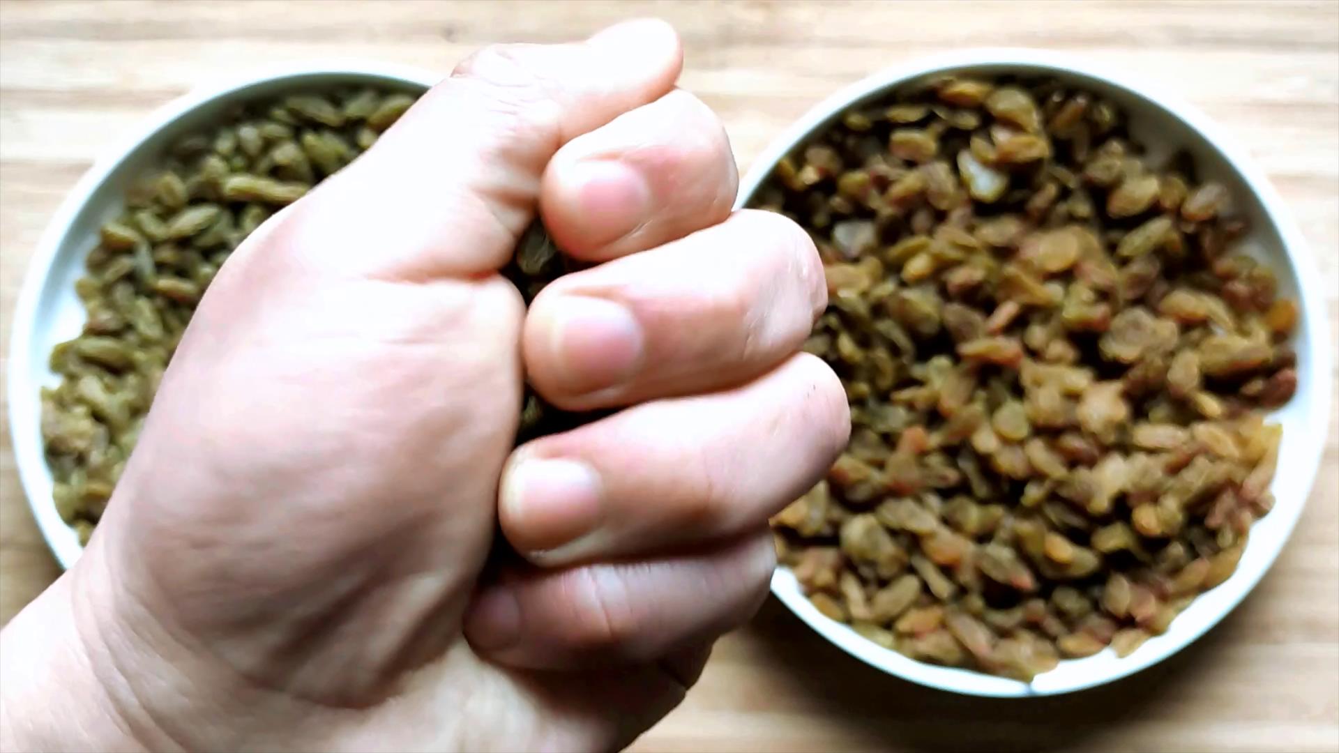 硫磺熏的葡萄干如何吃才健康,硫磺熏葡萄干怎么检测