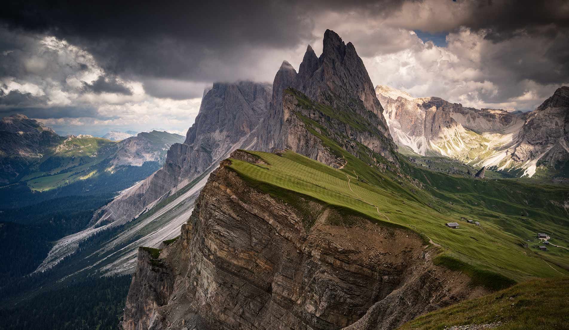 越野性能不输普拉多,帕杰罗和普拉多越野对比