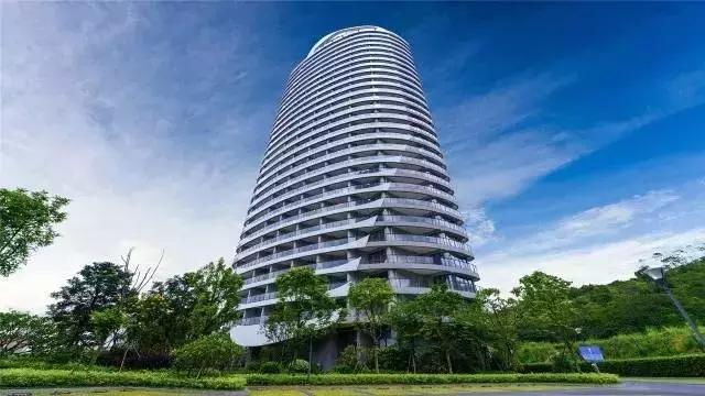 无边泳池应该这样玩...如此高大上的体验在广东首屈一指