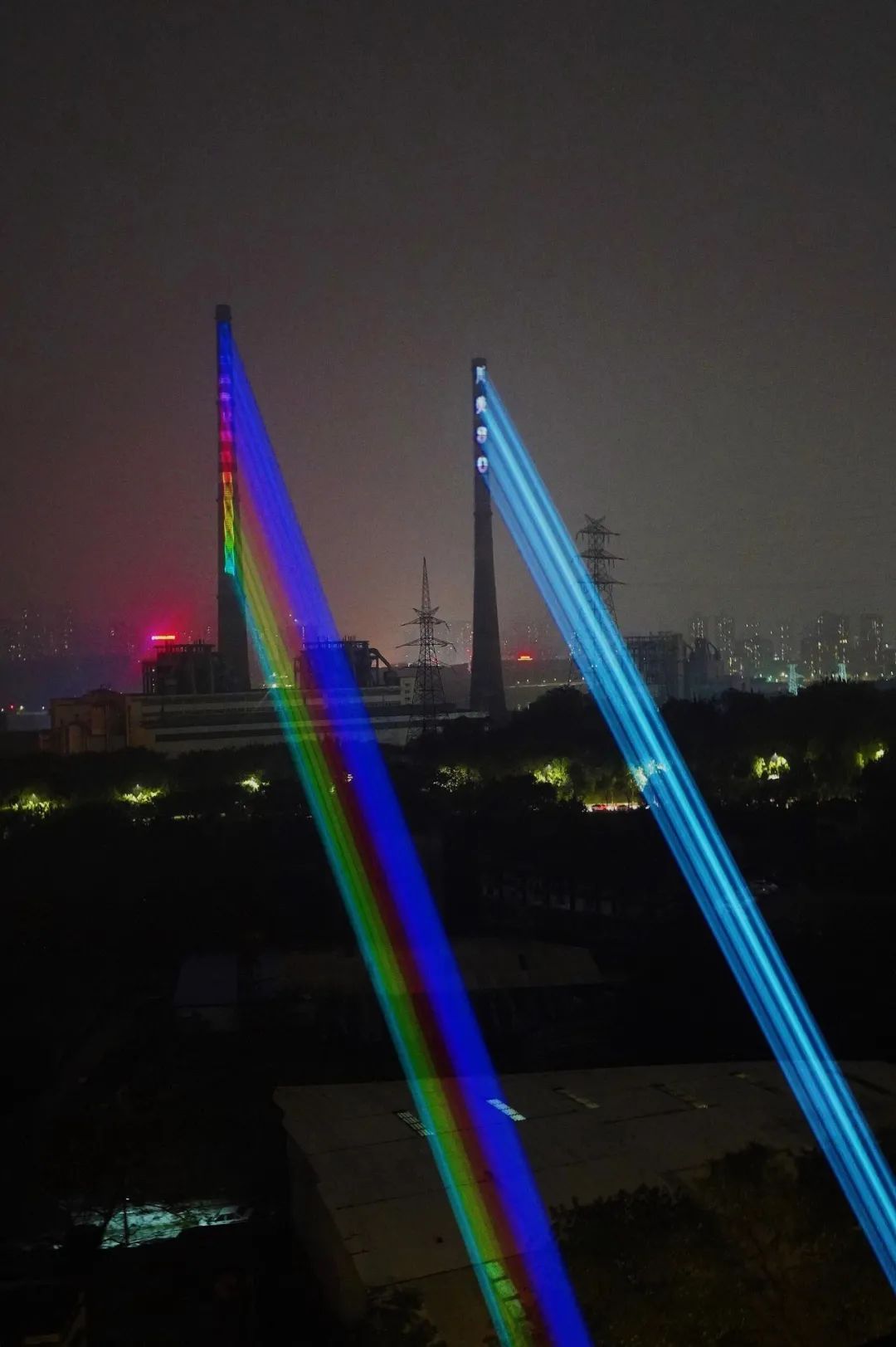 庆川美80周年!美酒、蛋糕,咖啡桌前的艺术聚会