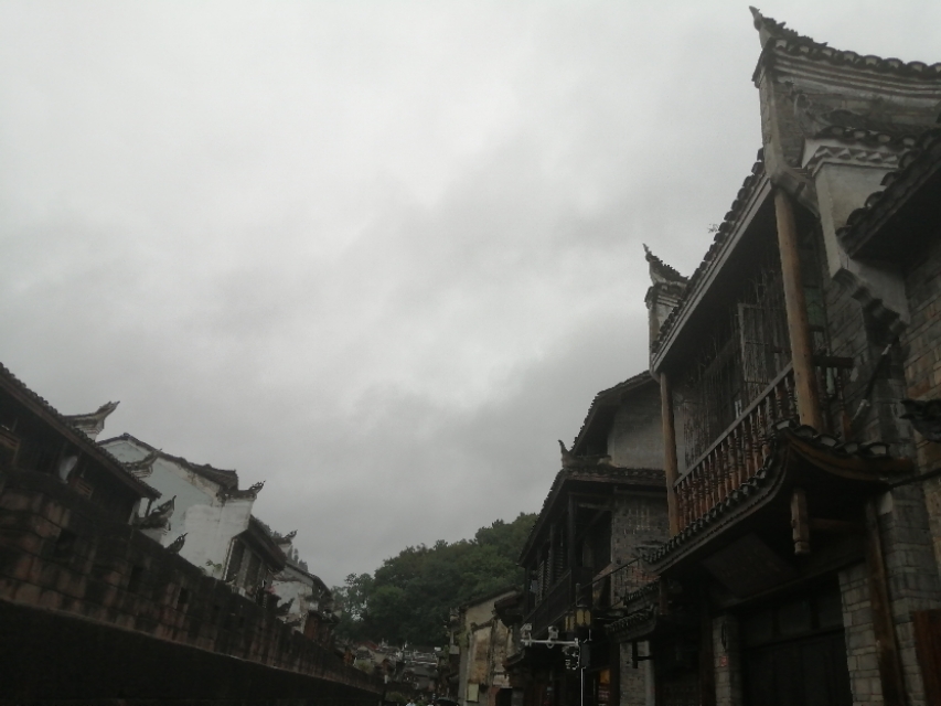 雨天逛凤凰古城,夜逛凤凰古城