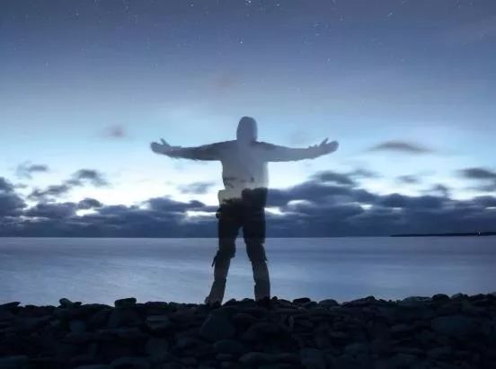 三观不合到底是哪三观怎么看出来,三观不合与三观不一致是什么样的