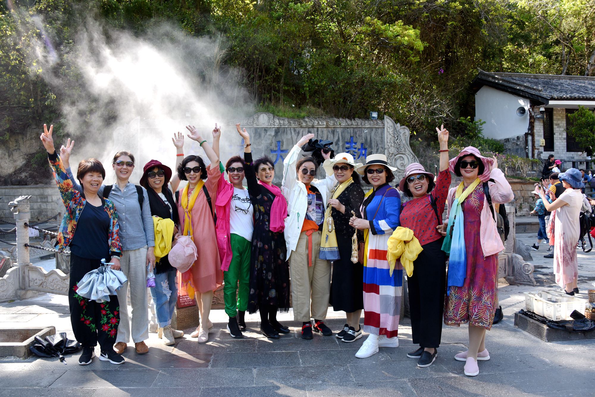 云南腾冲热海大滚锅风景,腾冲热海大滚锅景区攻略