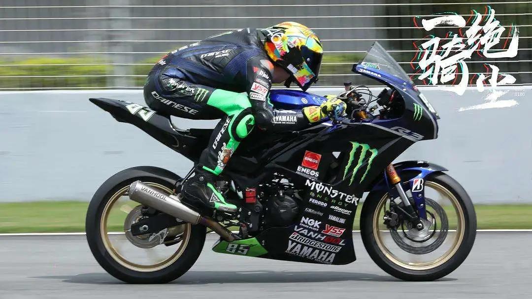 王一博摩托车的对手是谁,王一博带给街舞的影响