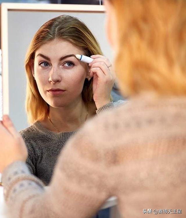 9种《护唇膏的另类用法》小小一支却能应用在许多地方