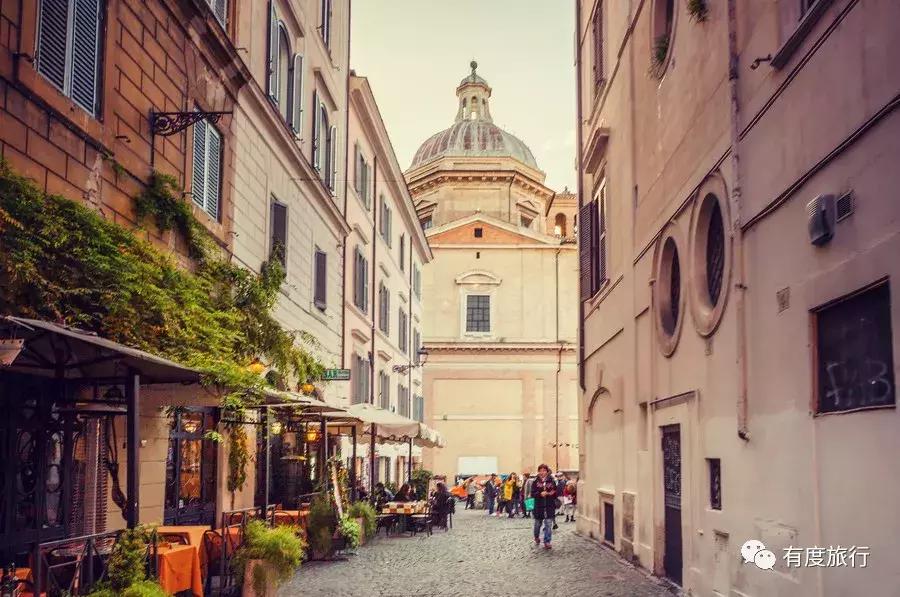 跟着赫本去旅行,奥黛丽赫本罗马假日的绝美镜头