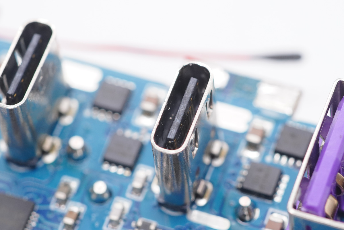 绿联氮化镓100w商务版,绿联氮化镓100W快充