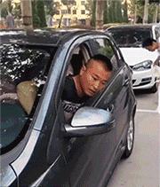 搞笑gif趣图妹子你别闹了,搞笑gif趣图妹子你这笑容太魔性了